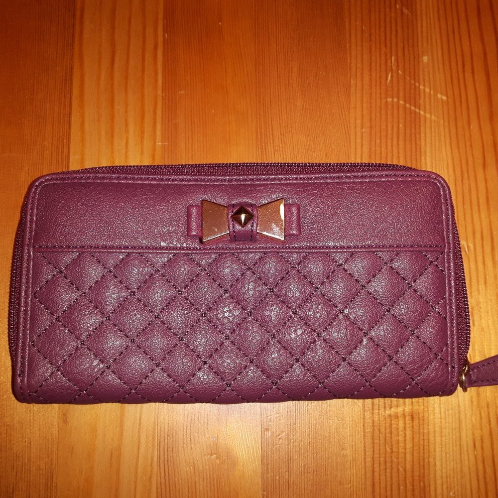 *Flash Sale half off lowerst price* Fiorelli wallet